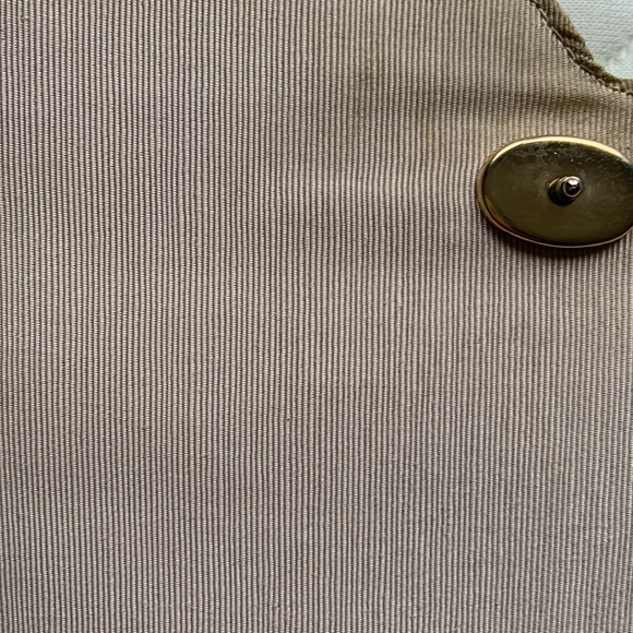 VINTAGE CREAM LEATHER CLUTCH /MAGNETIC CLOSURE / INSIDE POCKET - Picture 6 of 11